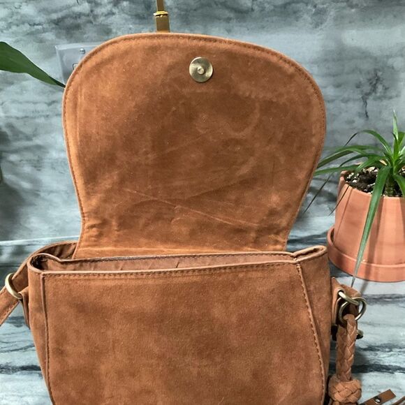 LD‎ Crossbody Bag EUC - Picture 12 of 15